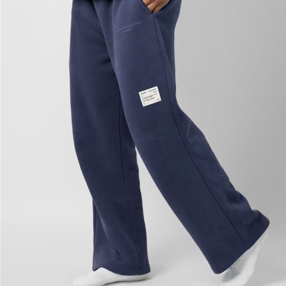 NIB Comfrt Affirmation Sweatpants in Midnight Blue. Sz S Sold out online